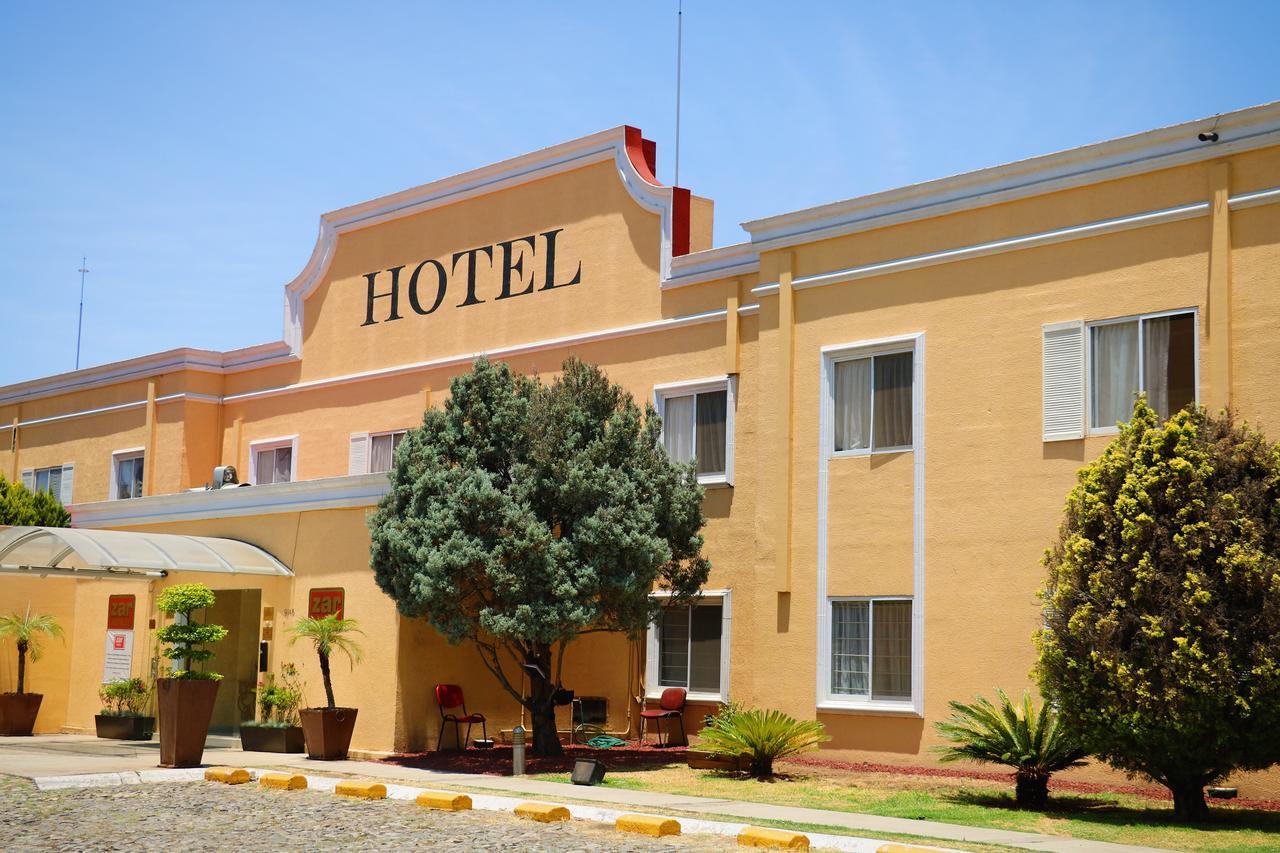 Zar Guadalajara Hotel La Venta del Astillero Exterior photo